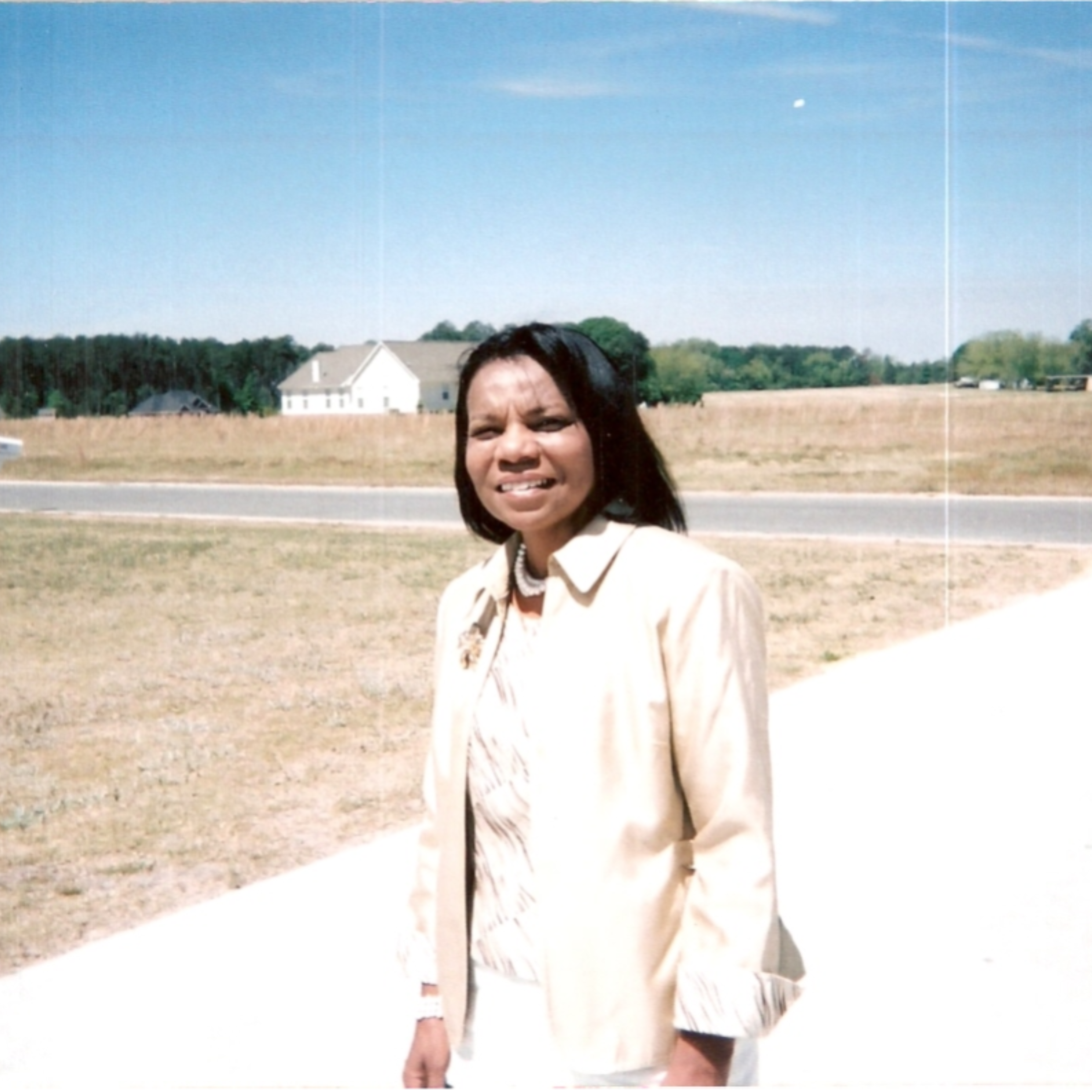 Dr. Sandra Edwards